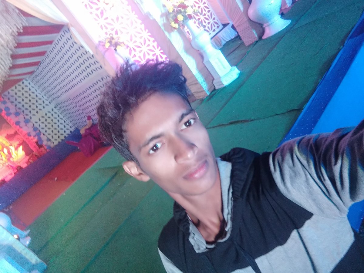 iamrko_twit's tweet photo. ☺, in the mirror. Do that every morning and you'll start to see a big difference in your life & i agree or do this ...
@i_am_rko
#smile #mirror #every_morning #starts #big_diffrance #your_life #i_agree #do_this https://t.co/bPh2TcylUA