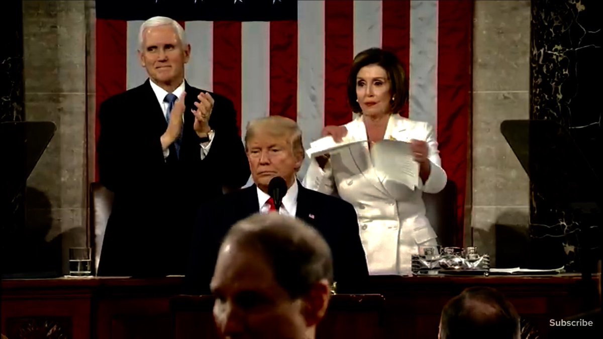 photowhitehouse's tweet photo. @realDonaldTrump @SpeakerPelosi @vp #UnionAddress #SOTU2020 #SOTU / Screenshot by William Moon https://t.co/TIHIVCzBsS