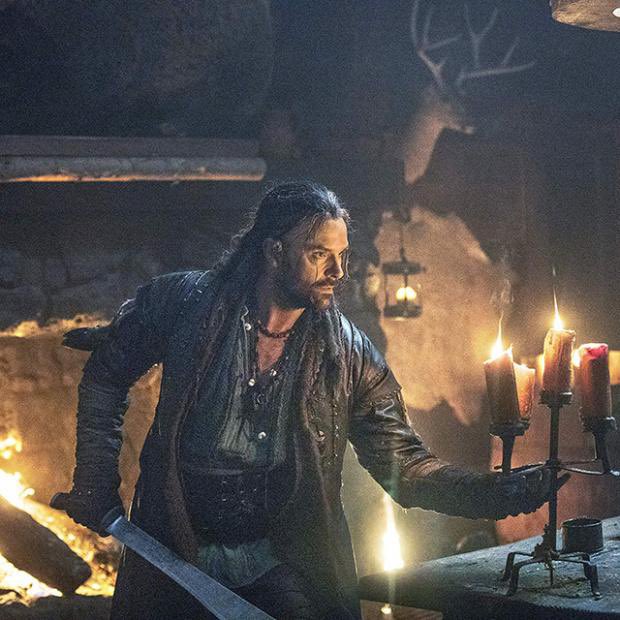 😱 <a href="/DragonheartFilm/">Dragonheart</a> was actually a really fun movie - like a medieval Pirates of the Caribbean! 

Especially good for tweens, just enough gore to not seem like it’s for kids ⚔️

#HelenaBonhamCarter #JackKane &amp; @josephmillson all did an excellent job!

@UniversalEnt #sponsored