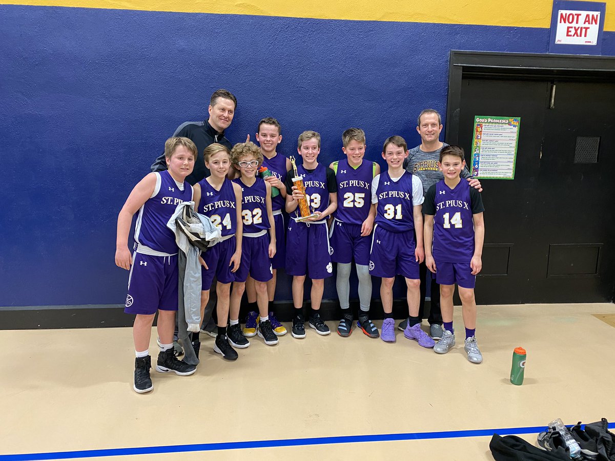 <a href="/SPX7200/">St. Pius X School</a>  5/6 B boys city champs