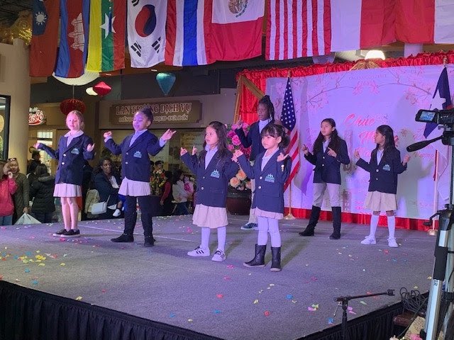bridgewaypreptx's tweet photo. The Year of the Rat!!  We teach Mandarin!  #Dallas #Carrollton #CharterSchool #InclusionSchool https://t.co/nWzZogPHuQ