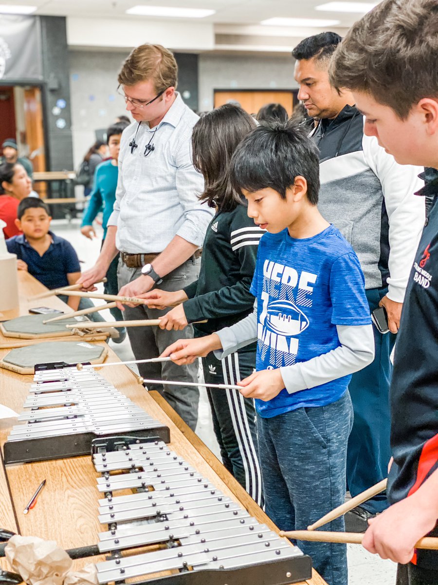 finnegan54321's tweet photo. Rising 6th grade “Meet the Instruments Night” in full swing! I CANNOT wait for our 5th graders to become PIONEERS! Thank you @SterlingMSBand! #musictomyEARS @SterlingMiddle1 @PrincipalMizell @SullyES_LCPS @SterlingElem @RRD_LCPS @GuilfordEle @ForestGroveES https://t.co/gapFupeKeJ