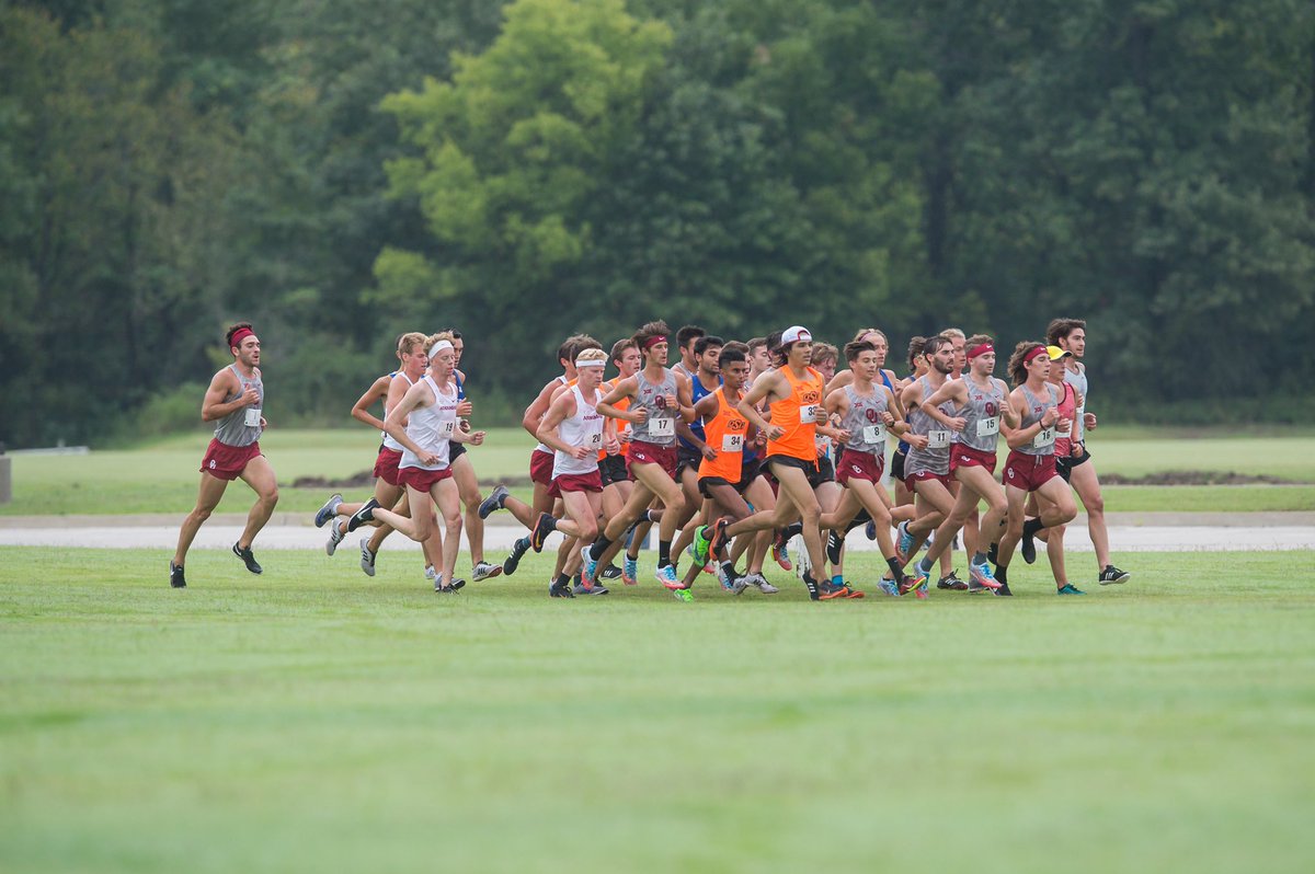 OU_Track's tweet photo. Oklahoma and cross country is about 𝐟𝐚𝐦𝐢𝐥𝐲. 

We send our sincerest condolences to all those affected by yesterday’s tragedy involving Moore High School. 🙏 https://t.co/N3pibtBMz1