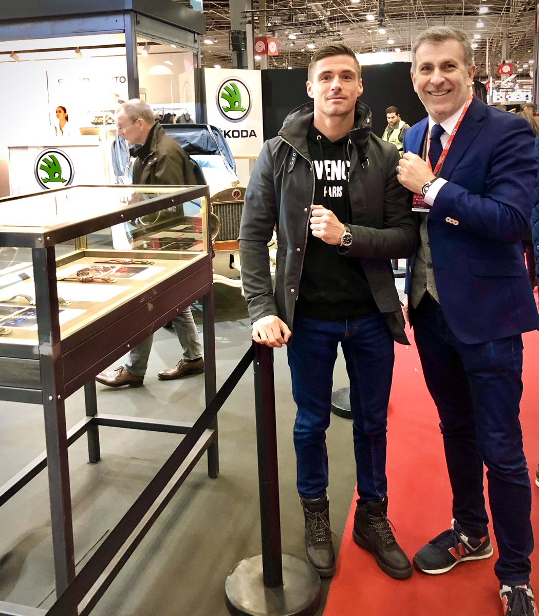 nelsonpancia's tweet photo. Au hasard des allées du salon @RetromobileFR ... rencontre avec @frankandco PDG de @RALF_TECH 🇫🇷⏱I like these watches and it’s possible to see them on the stand @SkodaFrance hall 1 💥 #Retromobile #ralftech #ralftech_official #ralftechwatch #Skoda https://t.co/Krs55CoTrg