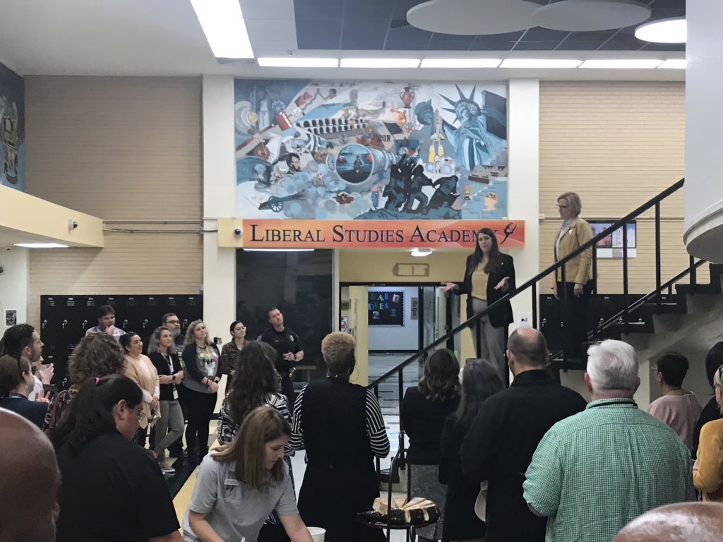 HSSD_Trojans's tweet photo. We proudly honored Hot Springs World Class High School Principal Mrs. Kiley Simms, during the #HSSD Principal Reception held in her honor this afternoon beneath the newly renovated HSWCHS Media Center. Thank you to all who helped us honor this special lady and wonderful leader. https://t.co/k9y72u6w0e