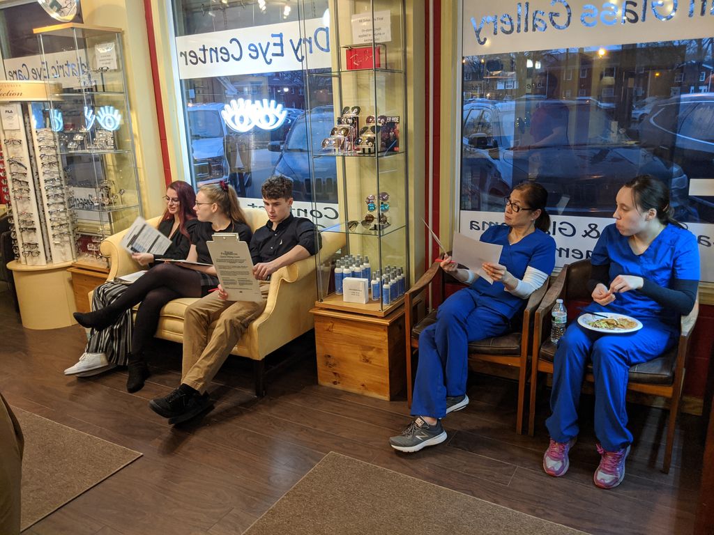 DrMikeLowe888's tweet photo. Thank you to Dave Wurst, Brent McCardle and @ZEISSvisionUSA for the dinner education at Bayne Optical. We can't wait to introduce our patients to Sunscreen for your eyes and Smart Life. 

#2020education #The2020You #Zeiss #SunScreenForYourEyes #SmartLife #2020You #FrameThe2020You https://t.co/2hKWNuQwuv
