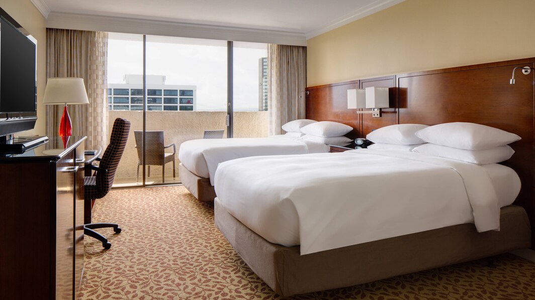 MarriottBuckhd's tweet image. Experience #Atlanta with a great view of the city from our MClub Experience City view.  Call us to plan the perfect Atlanta vacation: (404) 261-9250 #vacayinGA #visitatlanta #vacation bit.ly/2MrexXa