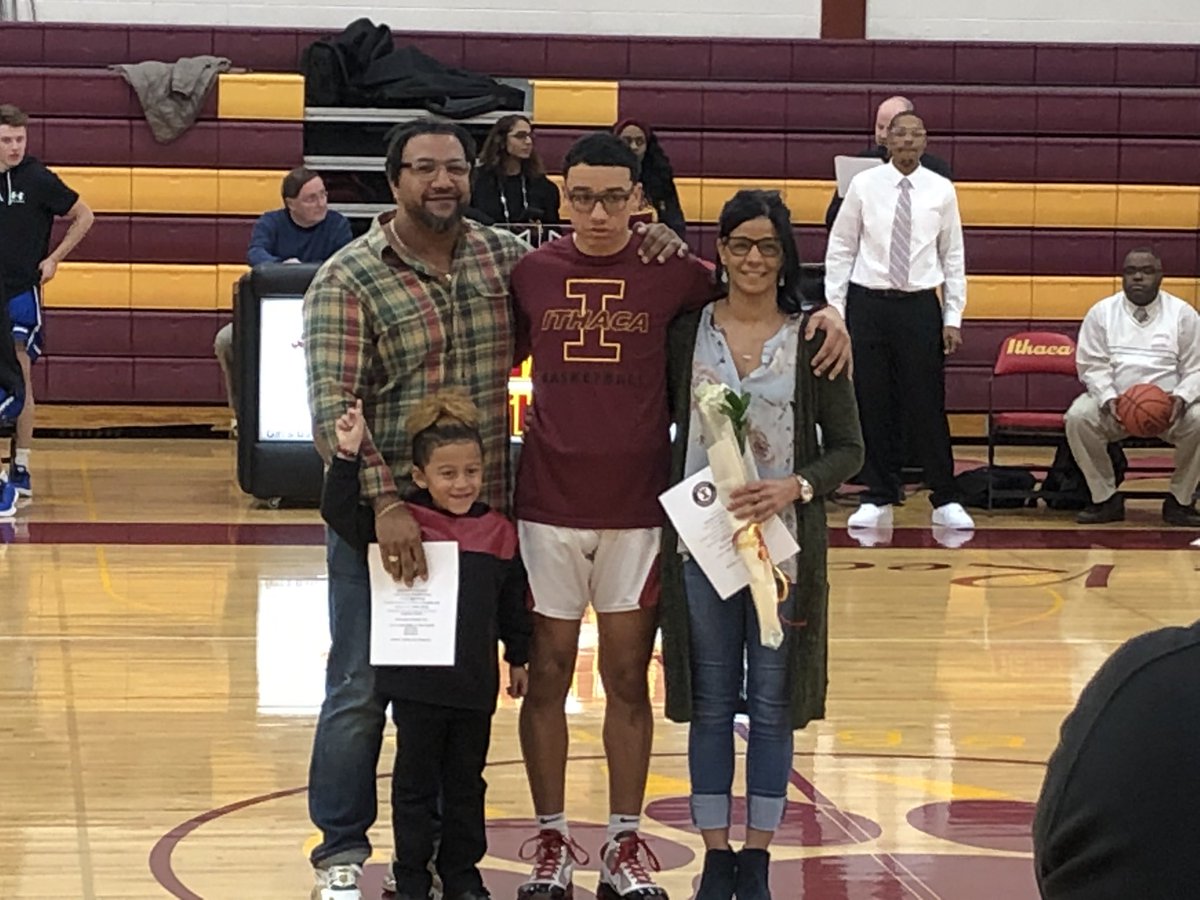 CornellSTEP's tweet image. STEP students Luke, MJ and Biggie (happy birthday!) get the W for JV bball, Jazzy performs at halftime with United Dance and Trae celebrates Senior Night! Proud of all of them! @ithacaathletics @IthacaNYSchools