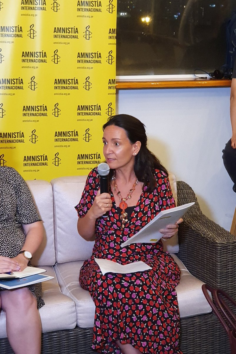 amnistiaperu's tweet photo. Marina Navarro, Directora Ejecutiva de @amnistiaperu "Las personas que huyen de Venezuela tienen que ser tratadas como personas refugiadas y por lo tanto tienen que tener protección internacional".
#BienvenidaVenezuela https://t.co/hHODDOPM9Y