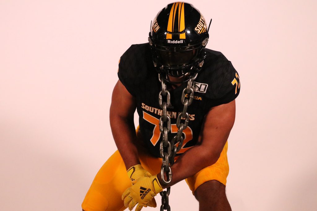 RushingEmanuel's tweet photo. Super blessed to say that I’ll be taking my talent and education to the university of southern Mississippi 🦅 1000% committed. Thank you to everyone that believed in me and pushed me to do everything at the best of my ability. @WSBearAthletics @CoachStanchek https://t.co/IcQkqT1MD1