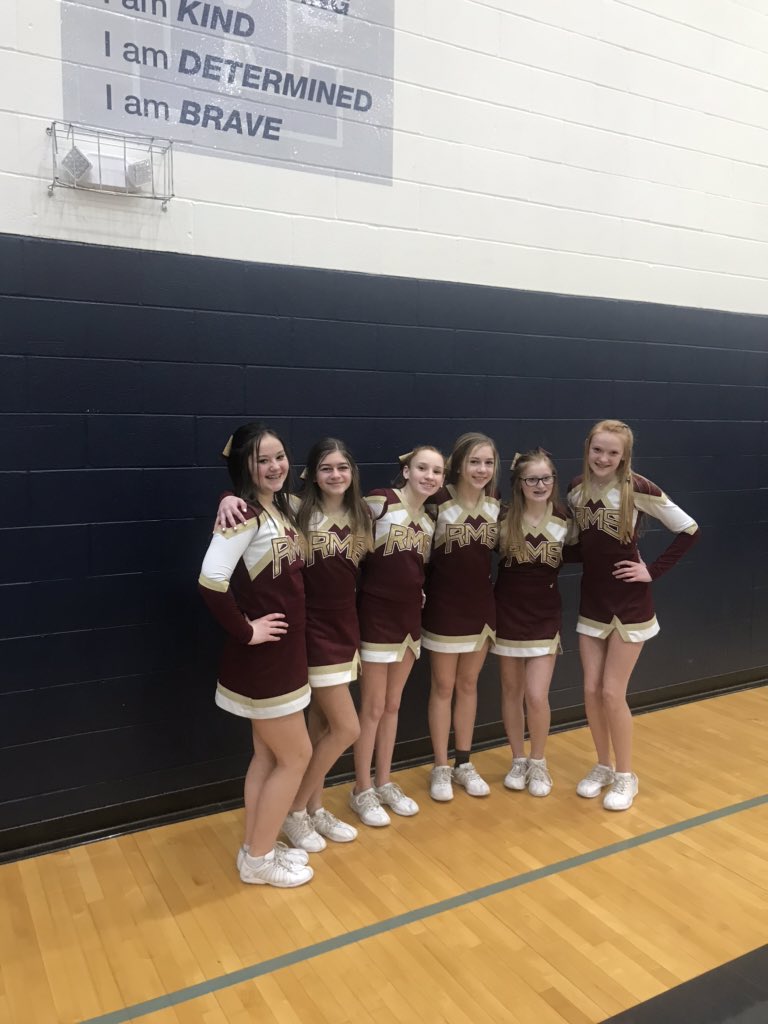 RMS_RossRams's tweet photo. Thanks to our 8th grade cheerleaders for all the hard work you put in the last two years at RMS!!! https://t.co/P2vccJNpSH