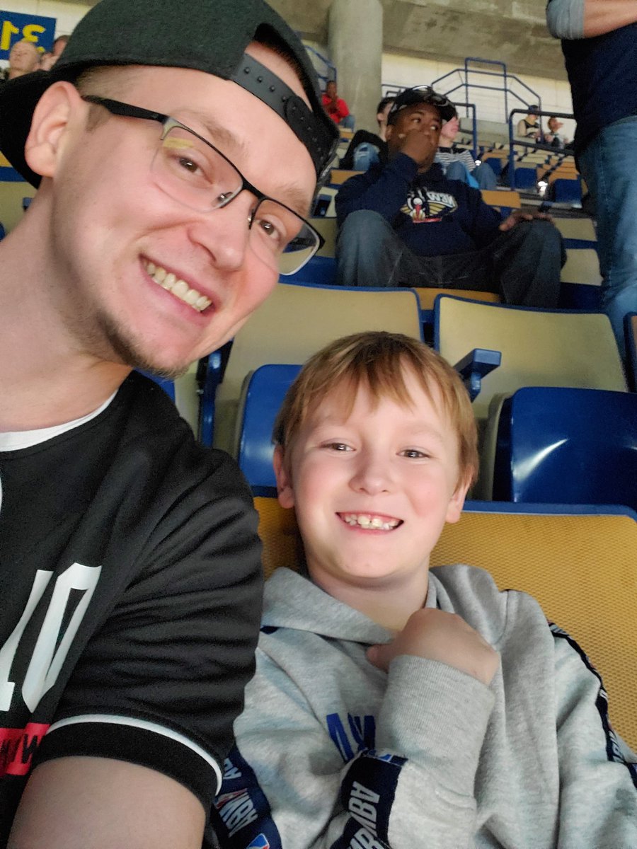 tytheflyguy's tweet image. Time to watch Zion and Giannis!! Let's go Pels!!
#PelicansGameday 
#FlyPelicans
#WontBowDown