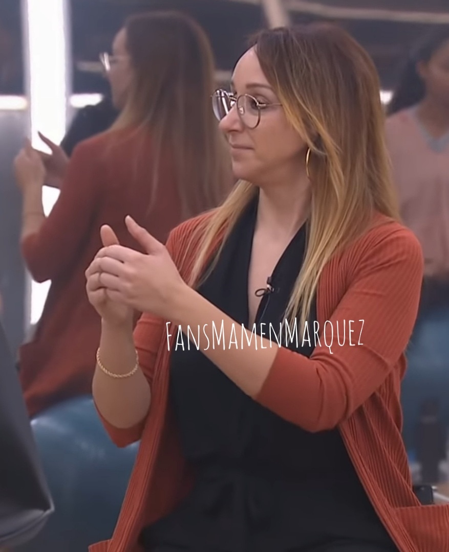 abdcegjk's tweet photo. @mamenmarquezvoz Hoy en su clase de técnica vocal 4 de febrero en OT2020. ¡Bellisima! ♥️😍 https://t.co/UaTJIdJJwT