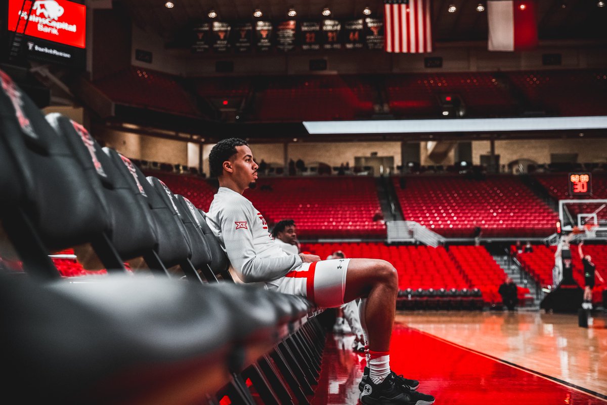 TexasTechMBB's tweet photo. Ready to roll.

🔴#4To1 | #WreckEm⚫️ https://t.co/e7RbJBLc9m