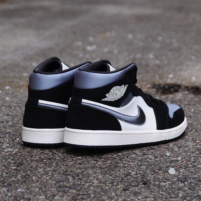 jordan 1 black smoke grey sail