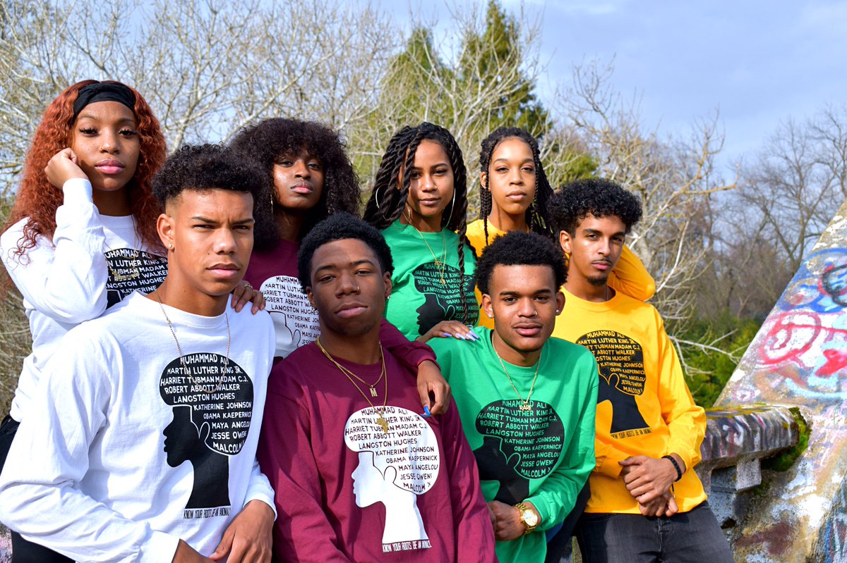 scfjye's tweet image. Happy Black History Month‼️✊🏿✊🏾
The Anomaly BHM Long Sleeves are officially available at anomalyscf.com Support the movement. Know your Roots. Be an Anomaly. #foreverloading
