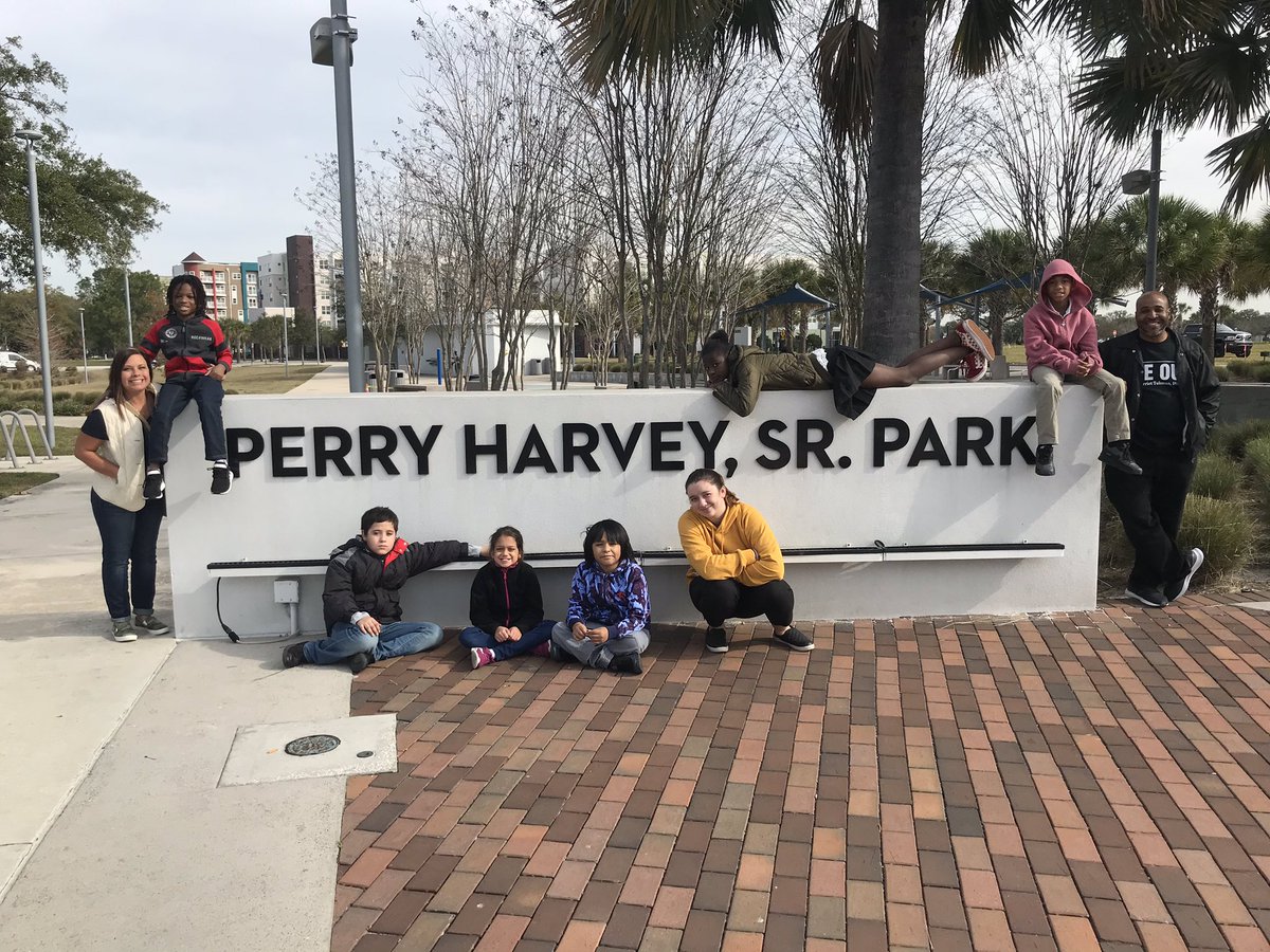 mrs_eftink's tweet photo. Today my students began their neighborhood study at the scrub. We will be continuing our journey to the Franklin house, train station and the streets ybor. To learn more, you will have to buy the book! #learningthroughliving #amazinghistoryinourhood #weareauthors https://t.co/TdpWEluHG7