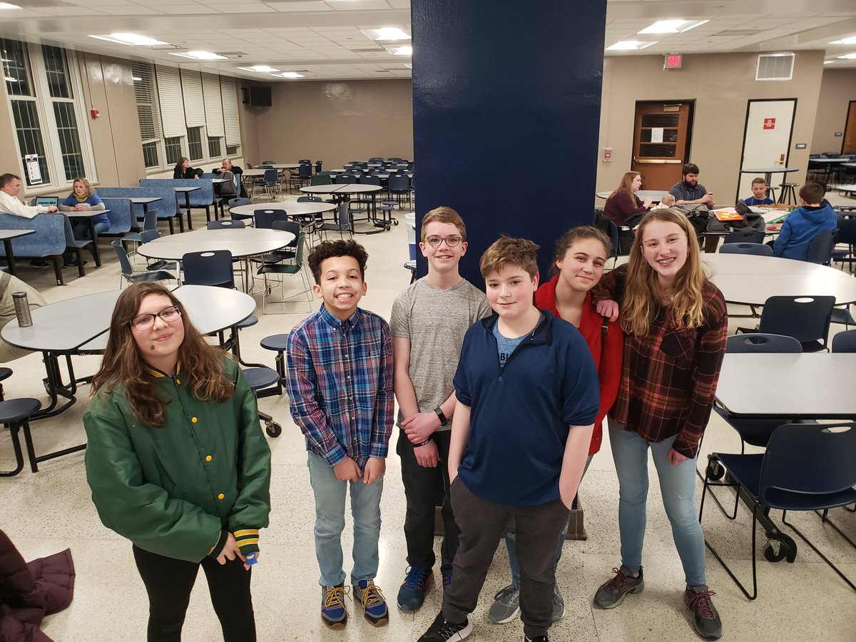HuskiesMeredith's tweet photo. Meredith Debate 2020
#TheSmartKids😉😊💚💛 https://t.co/foWxSsTqV2