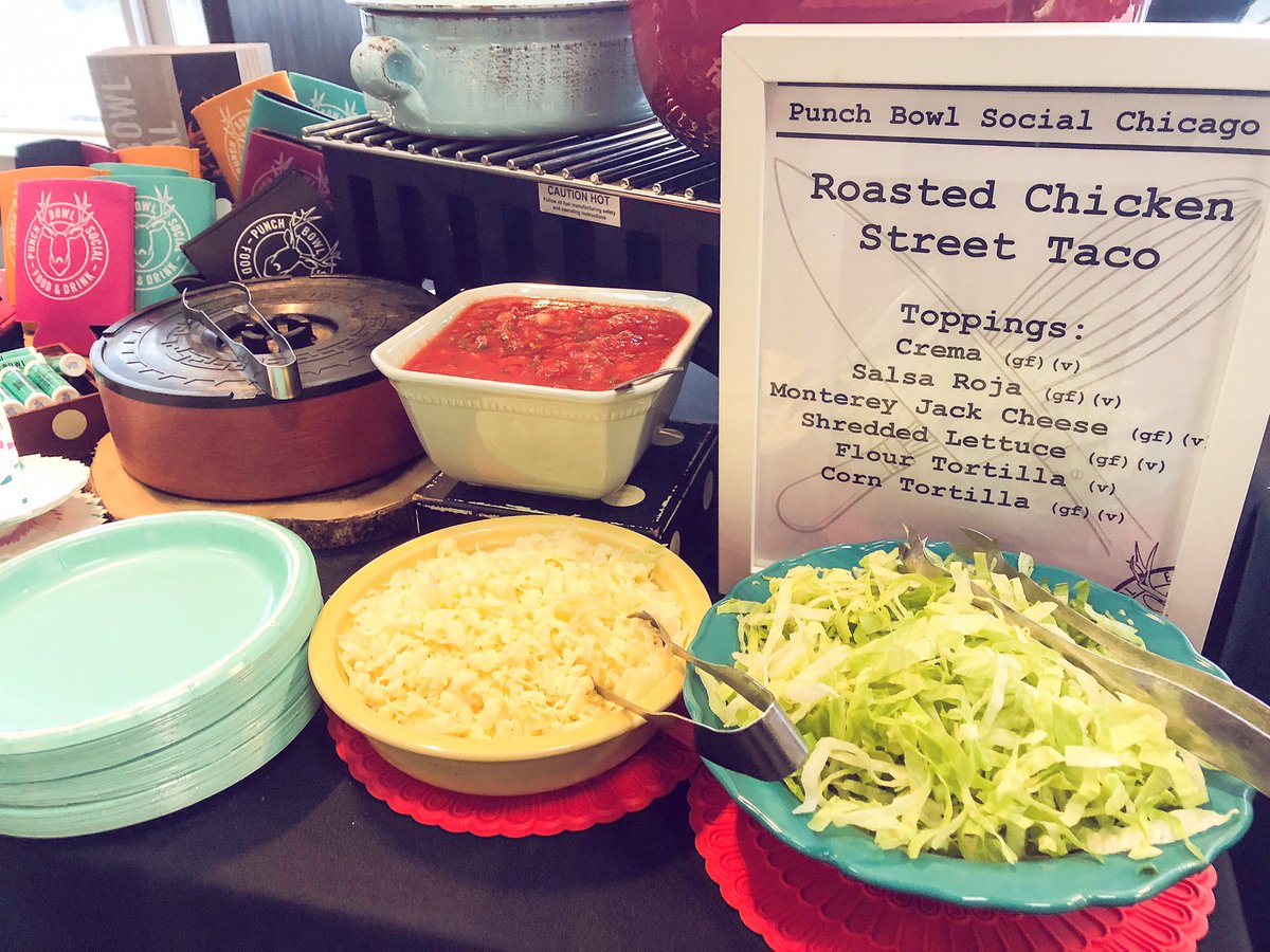 #TacoTuesday at <a href="/punchbowlsocial/">Punch Bowl Social</a>!!! &amp; if you’re attending #FLFC2020 this Friday at the Chicago Auto Show, you can try them for yourself (carnitas)! 🌮🌮🌮🌮 #CAS2020