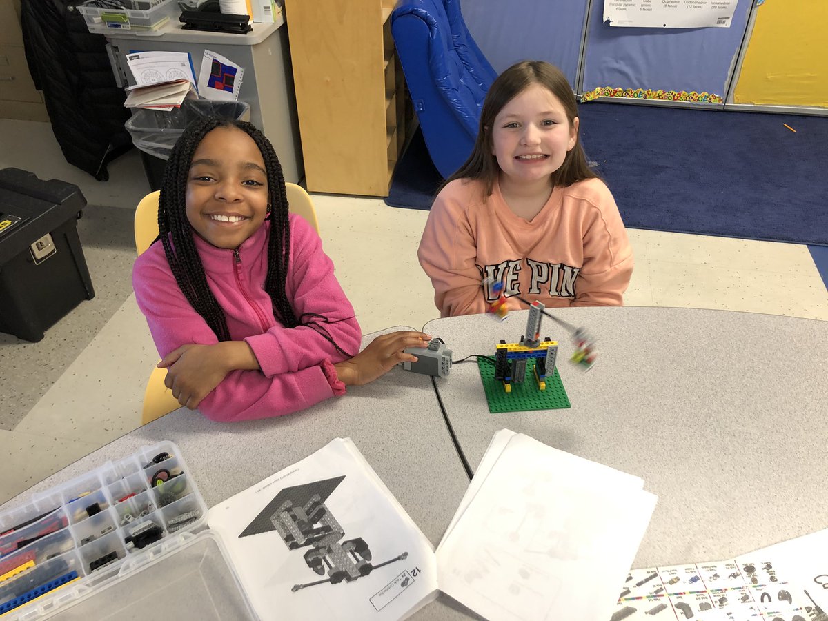 Mrs_Skrobin's tweet photo. We โค๏ธed our #bricks4kids visit today! 3rd grade enjoyed creating carousels, merry-go-rounds, and tilt-a-whirls! It paired so well with our current forces and motion unit! #lane126 #weare126 https://t.co/fEXWcprZs5