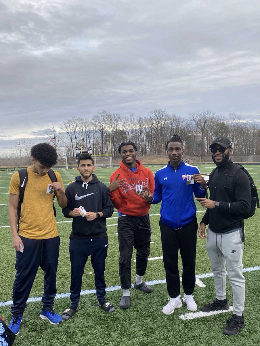 CoachTDickerson's tweet photo. Congratulations to these Cardinal District Champs! 4x200 of Jabez, Muhammad, Paris &amp; Bishop (1:30.43) and Moses in the 55H (7.69)! @G_FHSAthletics @Gar_Field_HS https://t.co/HjtPCPNHfF