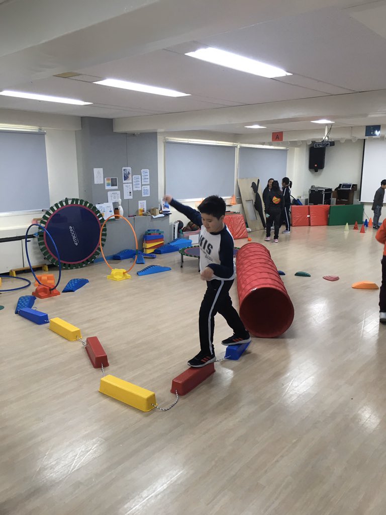KISWilson's tweet photo. The 4s starting Global School Play Day off on a positive note! #KIS_SeoulCampus #GSPD20 #globalschoolplayday @geronimo_mrs https://t.co/dofeRj2ipn