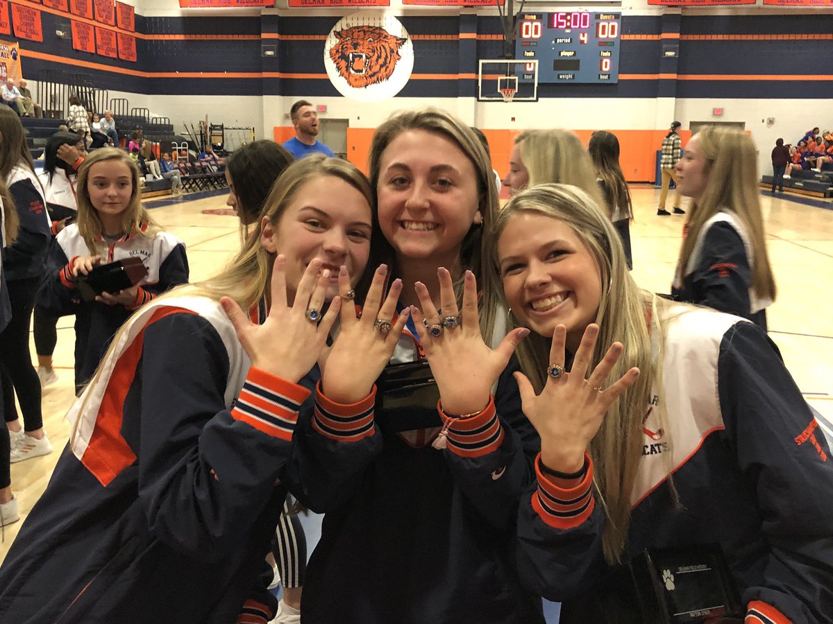 hollafhcoach's tweet photo. #found4 #box4thebling Thank you @JostensShore 🧡💙 @DelmarHockey @WldcatMama3 @DelmarSuper @DelmarHS_Bleile https://t.co/Fyk9ziFe6i