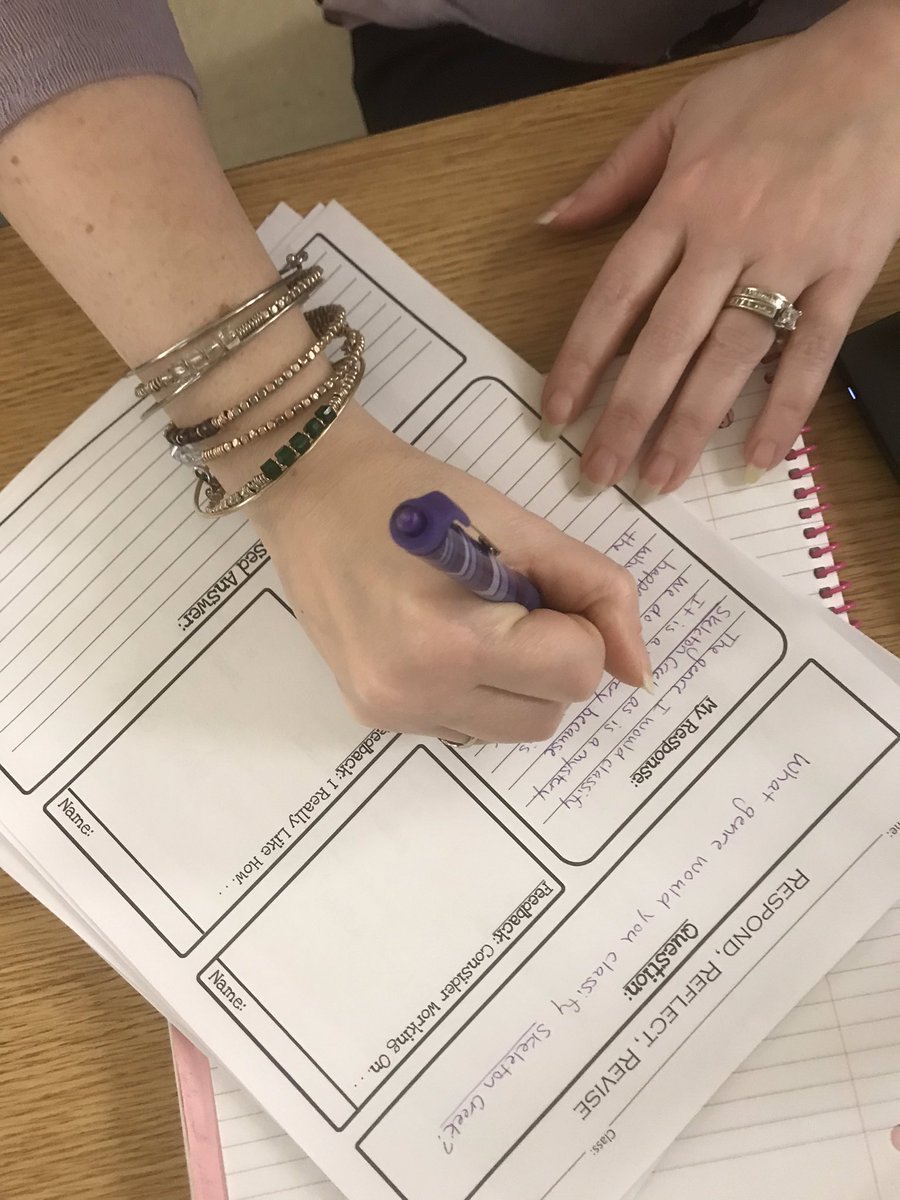 146reads1's tweet photo. Thank you to all the #6grade teachers who came out for #professionaldevelopment tonight to learn new techniques to keep the conversations going as we get ready for the #collaborativebookstudy #tqe #chatstations #respondreflectrevise #talkmoves https://t.co/1xzoAUP57k