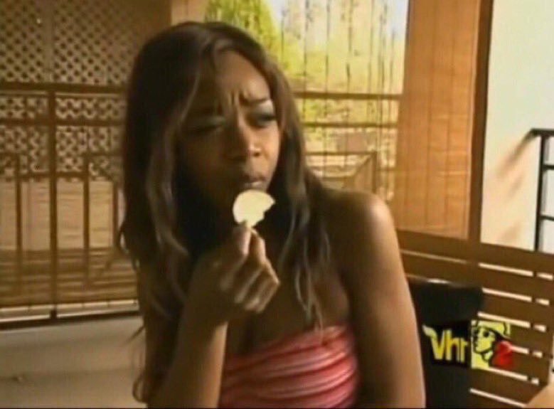 seokjinwest's tweet photo. I hate mourning Barry #6YearsOfCandice #CandiceIsOurIris #TheFla https://t.co/EewoYeTrn9