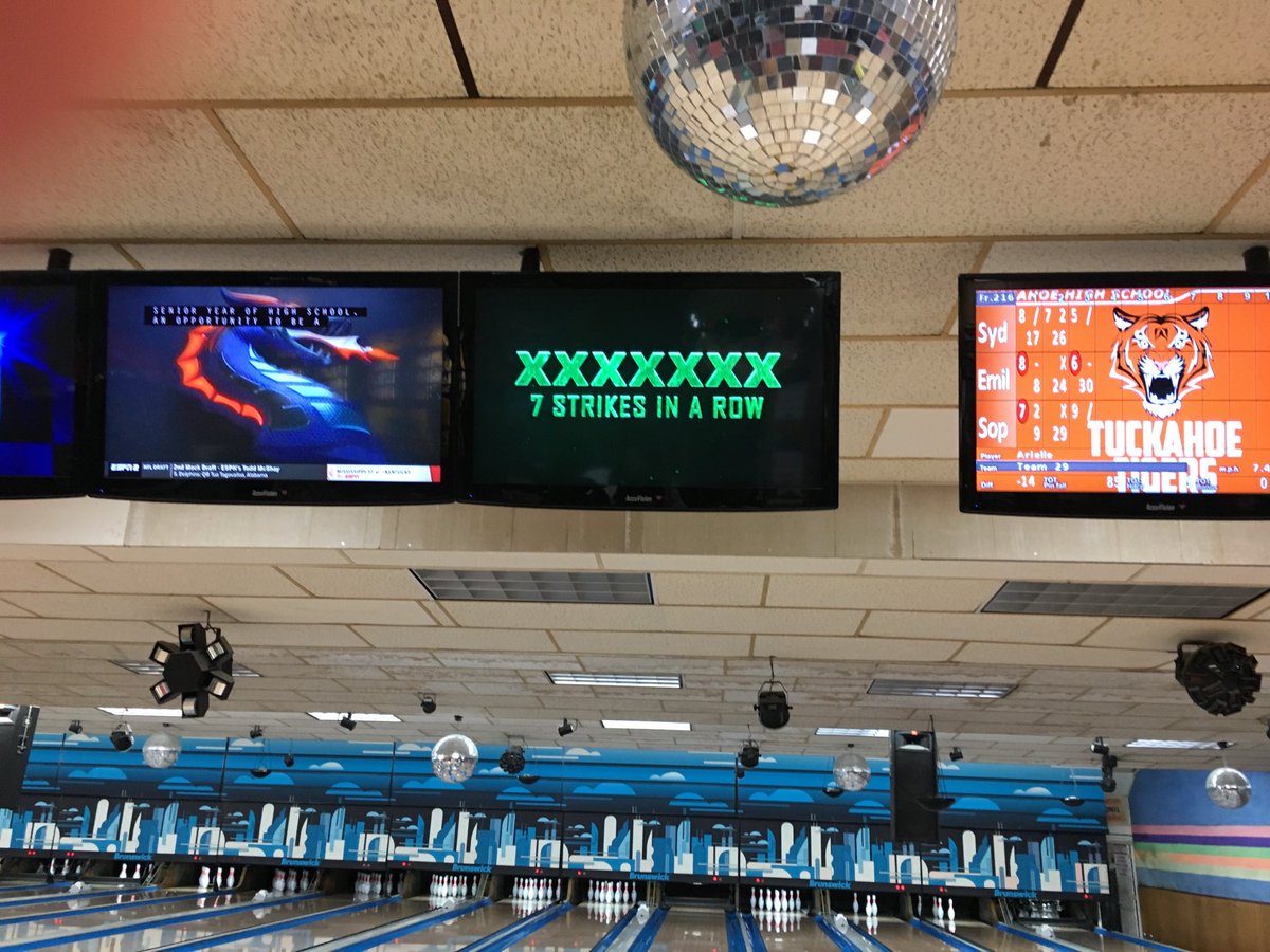 Congratulations to Michael Gentile, aka ‘Mikey Strikes’ rolling his record 7?strikes in a roll, getting a Wild Turkey/Bratburger! Way to Go Mikey! #HuskyProud!🐾🎳