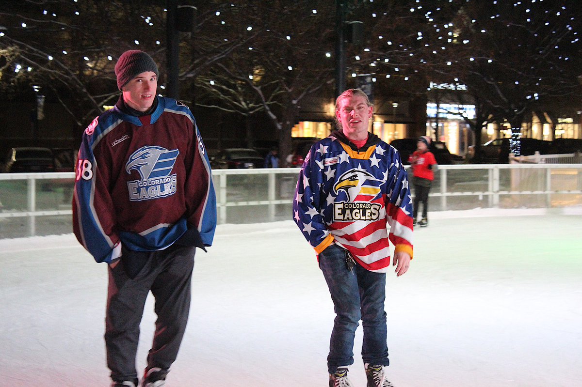 ColoradoEagles's tweet photo. Despite the cold, we’re out here ⛸ @ShopsAtCenterra 

#EaglesCountry https://t.co/Tl1uqIFlM2