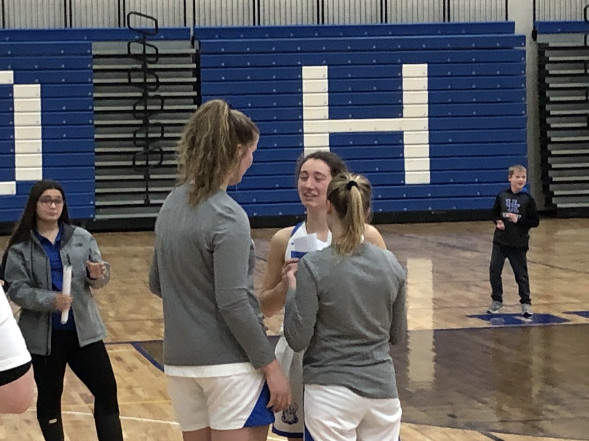 ManuszakEdward's tweet photo. Great Senior Night for our Girls bball team! Although we didn’t get the W tonight vs. BCC it was still a great night. Keep battling! #rowlikevikings #lcaa https://t.co/lfXjAykzdG