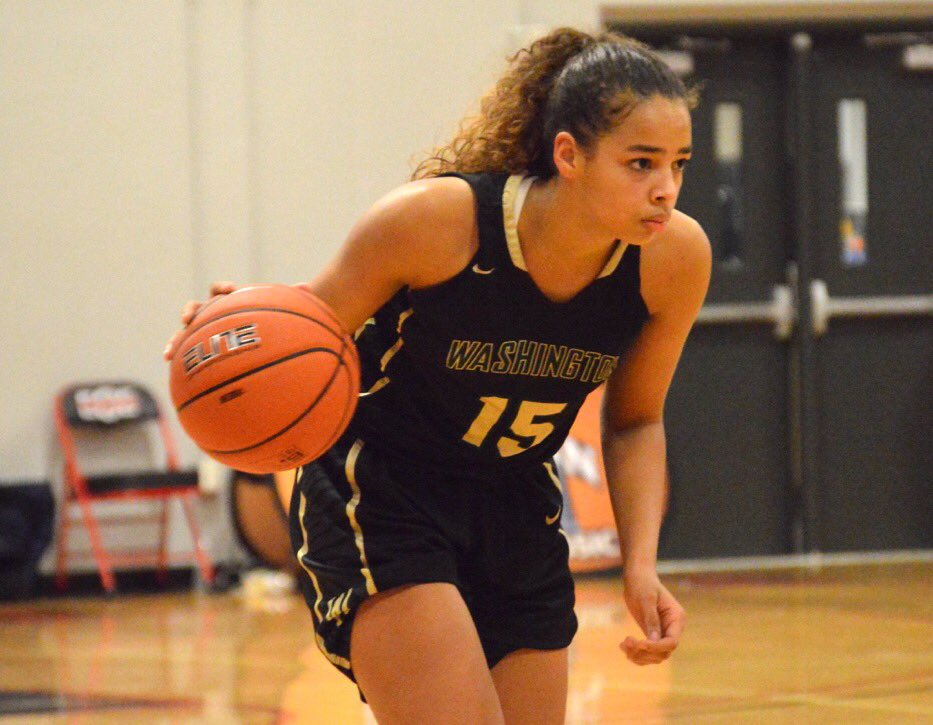 WHSPanthersGBB's tweet photo. With a 32 point performance in tonights @IHSAA1 Sectional 19 opening round, Sophomore Mila Reynolds cracks the #Top10 for Washington High Schools All-Time Scoring Leaders. #GoPanthers

7. Jerri Taylor 1029
8. Timberlynn Thomas 997
9. Teisha Newsome 971
10. MILA REYNOLDS 9️⃣2️⃣5️⃣ 📸 https://t.co/wBRe6U9ZQa