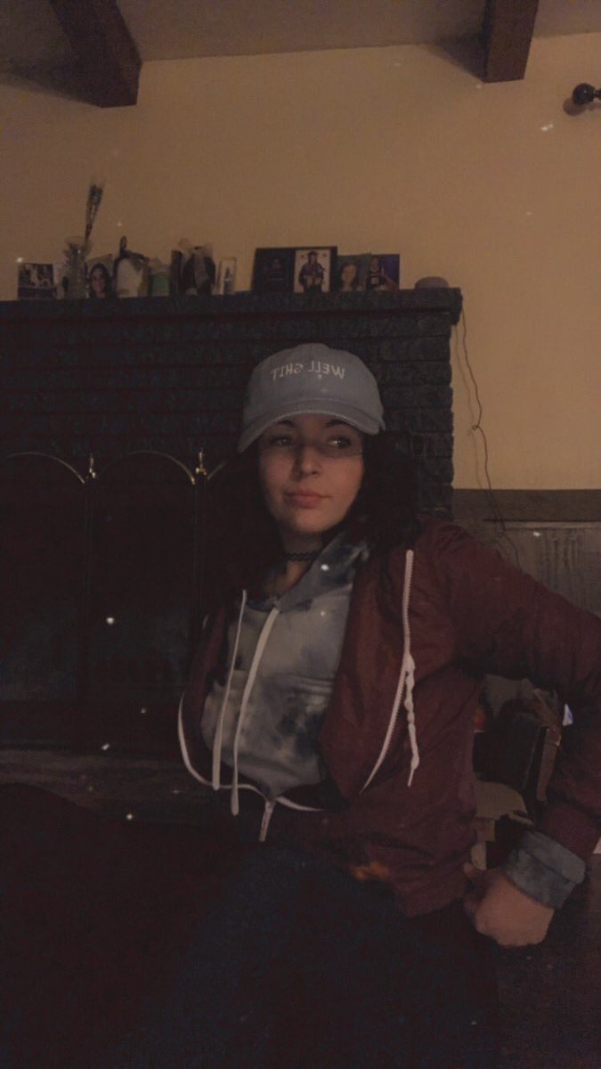 Lexilious21's tweet image. I wish I could be a #model 🙃