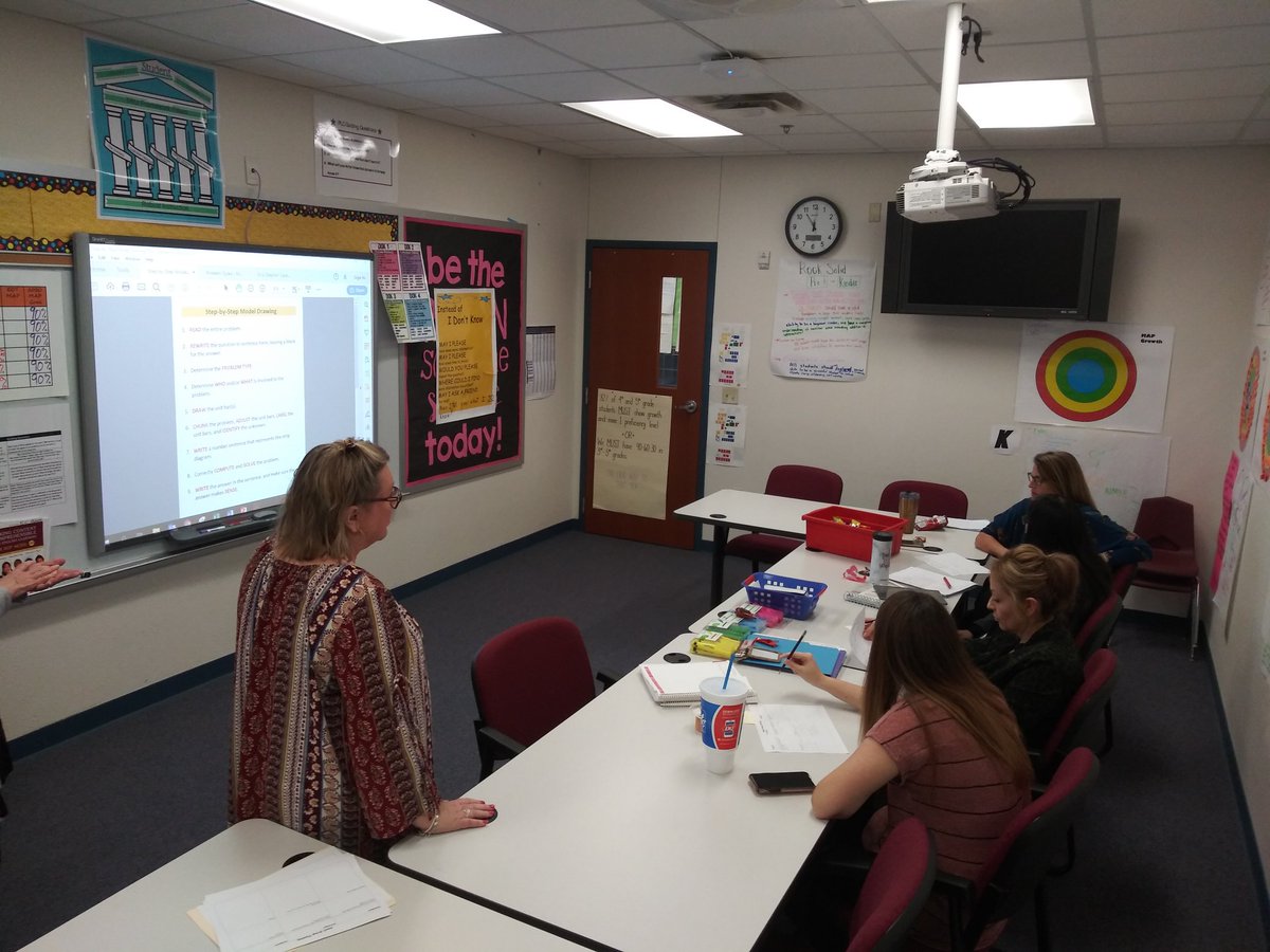 UAlvarez's tweet image. Excellent math training @bonnertylerisd! Thank you! @StantonStantons @TylerisdEleMath #FW2 #Mightybees