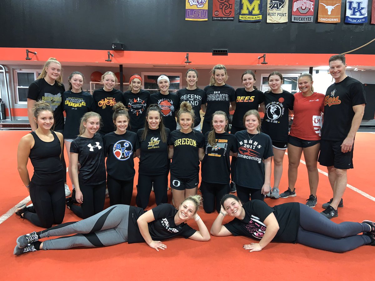 Only a few more workouts before tryouts, what’s a better way to celebrate then bringing a parent to workout with you. Tuesday, February 18th bring your parent to workout with us! Only 19 short days till tryouts:) Go Bees🐝 ❤️🥎