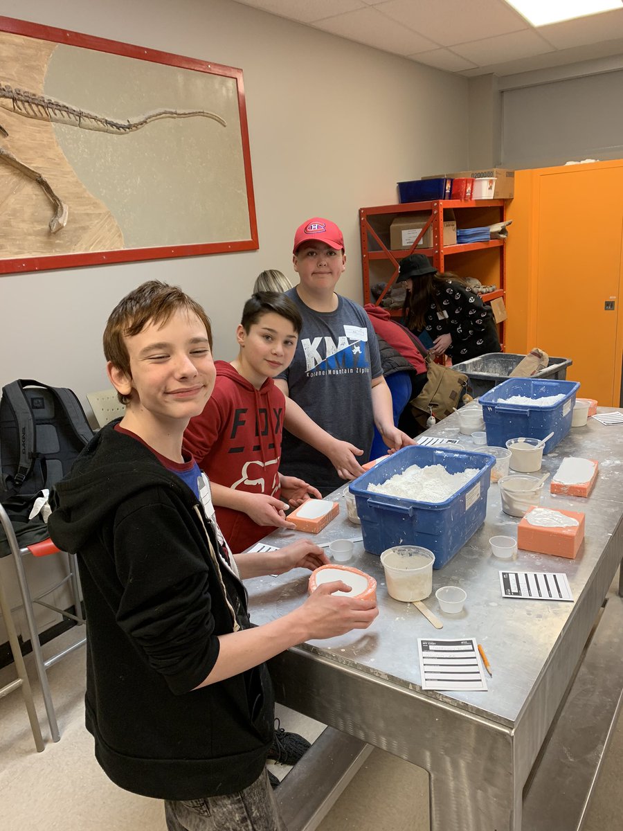 StMaryECSRD's tweet photo. Some pictures from dinomechanics and fossil casting this evening at @RoyalTyrrell #ECSRD https://t.co/93vhVB4Si2
