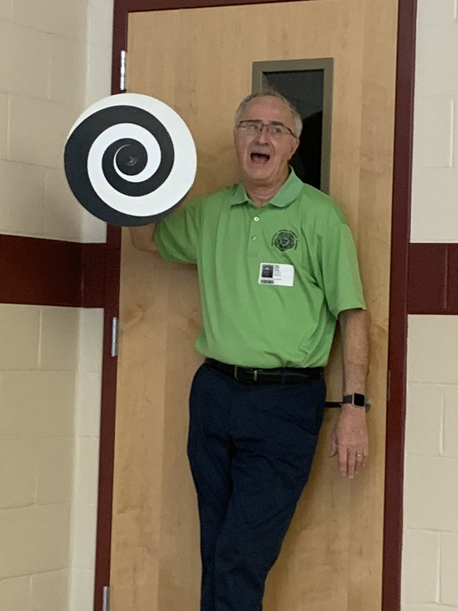 drivasLJM's tweet image. Mr. Fillizi is always such a treat! #thirdgradescience #physics