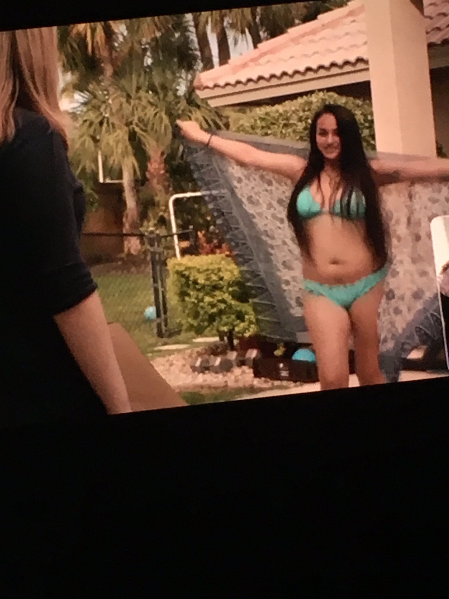 Jazz Jennings on X: “Her boobs are just flopping wildly about.” - Noelle.  Lol rocking a bikini!! #IAmJazz @TLC  / X