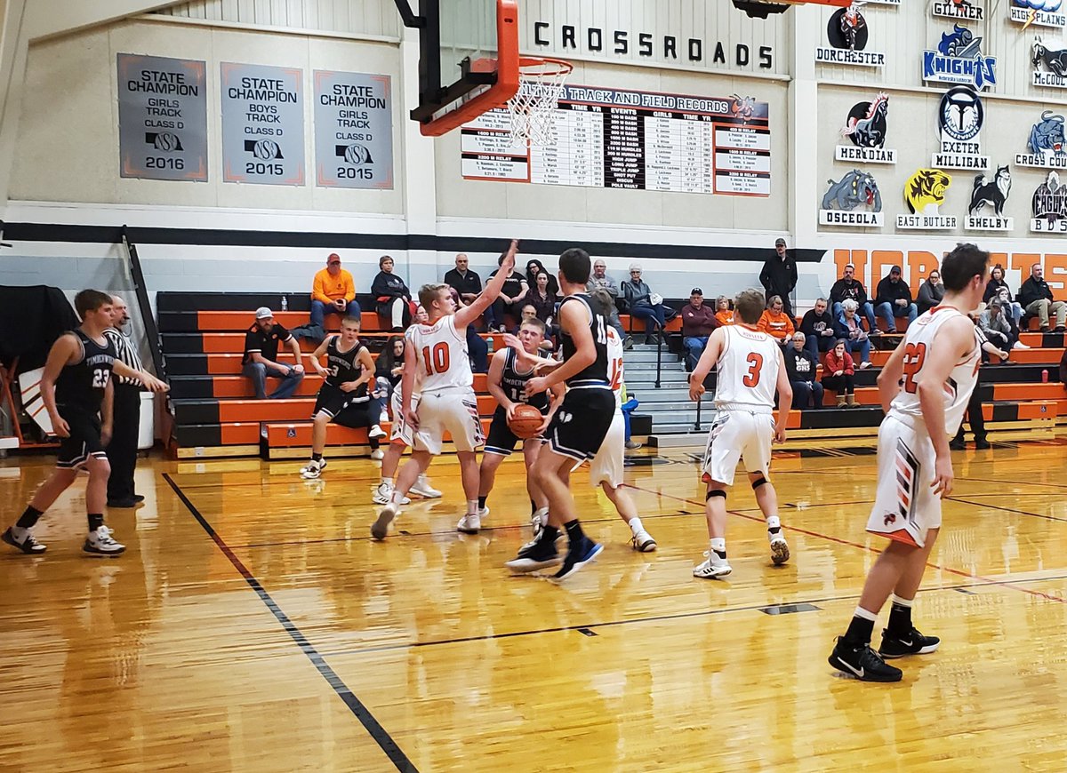 paulsheffield's tweet photo. #emwolves kick it up a notch in the 4th qtr and get the 57-39 win over Giltner. https://t.co/ennFDXVHdl