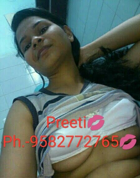 PaytmPreeti2's tweet photo. 😍💋 https://t.co/UFbT37TMtN