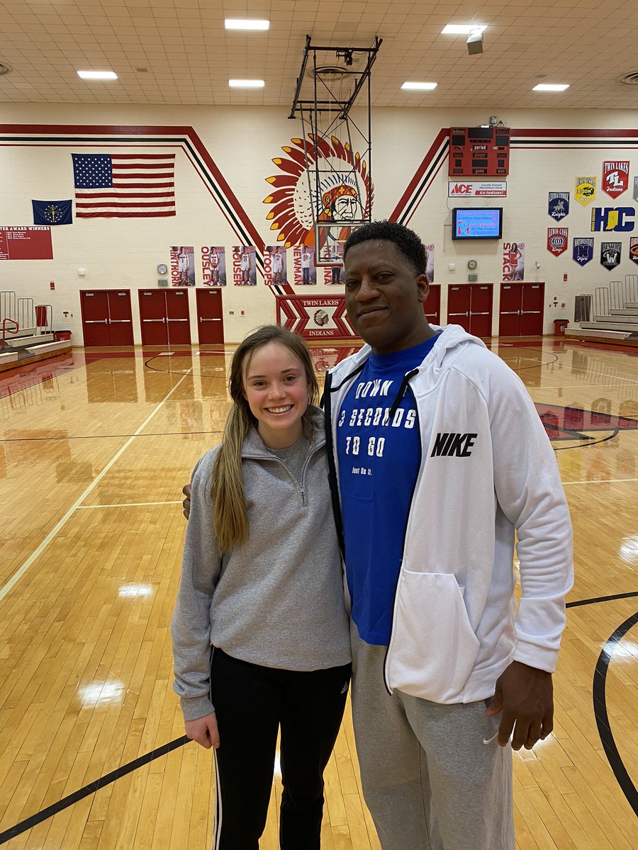 wardbrad99's tweet photo. Season didn’t end they way we had hoped but this guy came out to watch one of his girls. @BallinLikeAGirl @_Mr_Attack @addiward23 https://t.co/yYrIvZ5Sg3