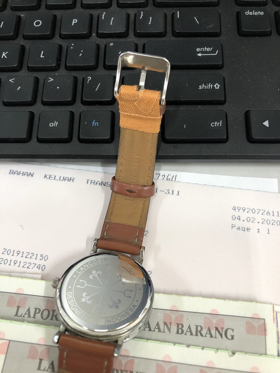 souleha's tweet photo. Bukannya gak mampu beli lg sih. Tapi selama masih bisa diakalin kenapa gak?? 🔨 #timservis #segalabisa https://t.co/PLBkGQBzOp