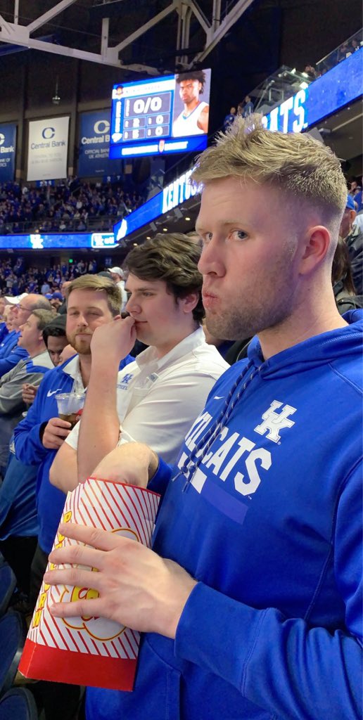 tyler_terrill's tweet photo. #WeAreUK https://t.co/CMhsK4Vb4u