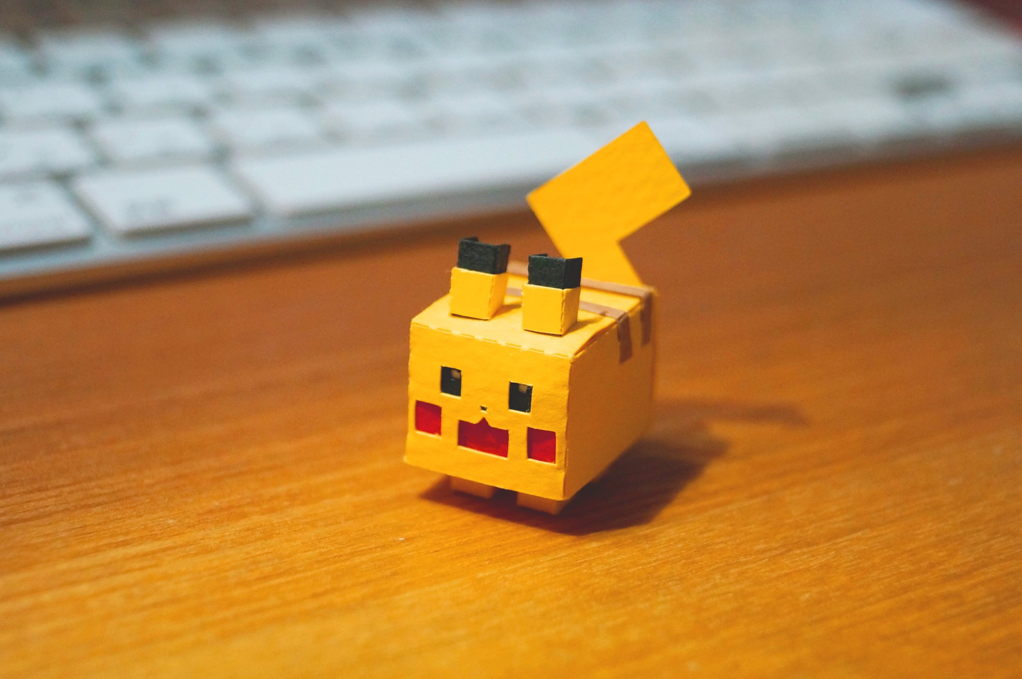 こんにちは工房 ピカチュウの日 Pokemon ポケモンクエストのポクセルピカチュウ 非接着のペーパークラフトです