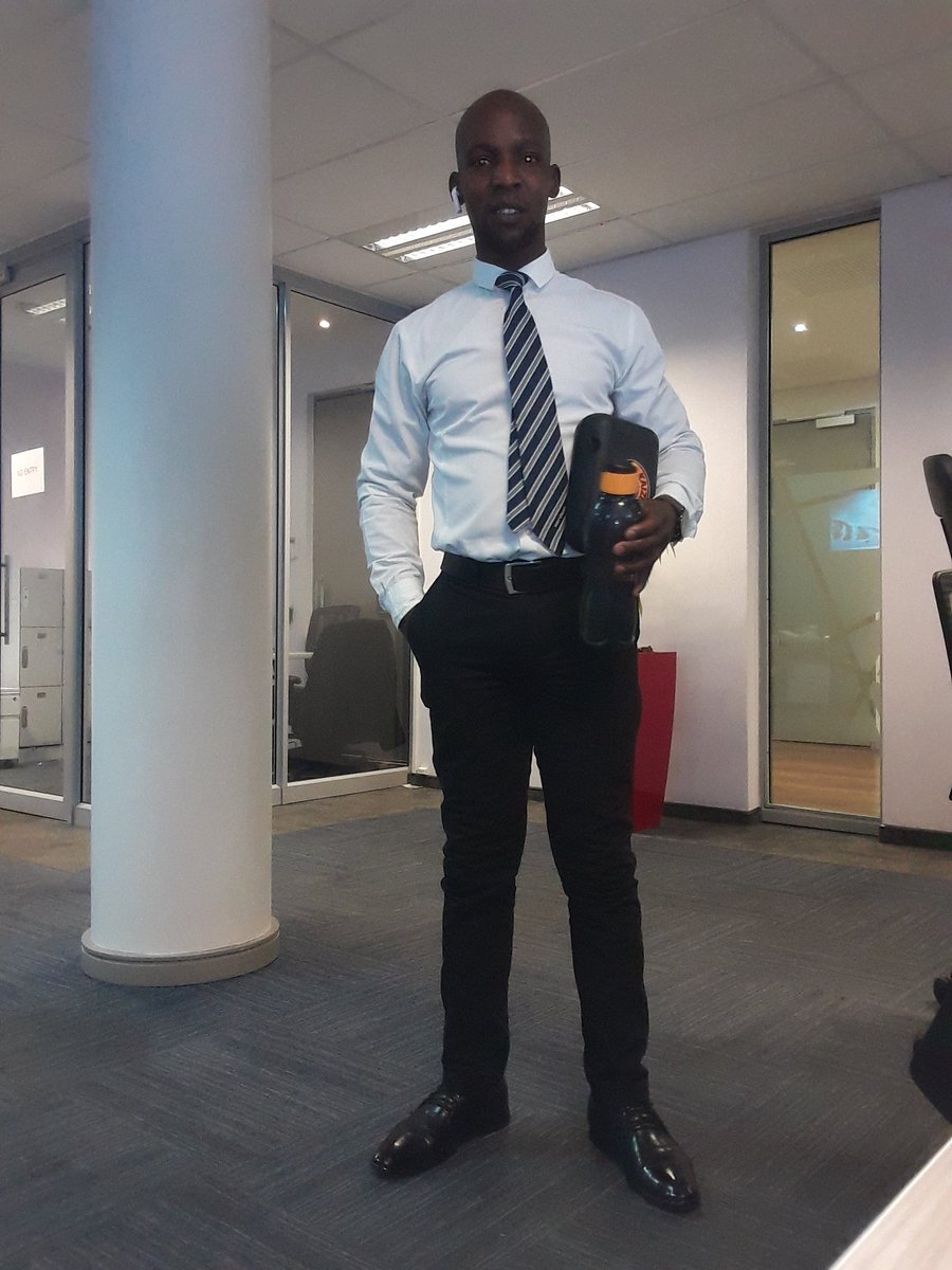 Senzo_Mbatha's tweet photo. @moflavadj #MLFTD
#themorningflava
#wakeupforit
... Watchu Wearing https://t.co/jTXpSE4XsV