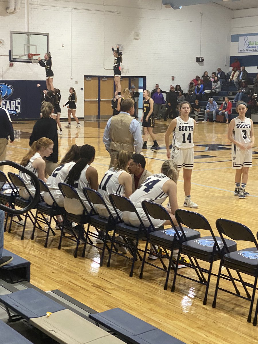 sbhs_wbb's tweet photo. #ladycougars #progress #everylittlebithelps 💙🏀💪🏽⛹🏽‍♀️ https://t.co/nDI11ycbRv