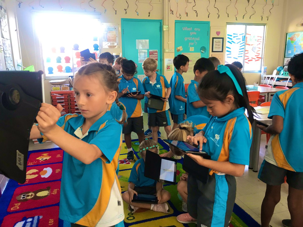MonicaDolan8's tweet photo. #2MD thouroughly enjoyed using @nearpod to revise all their learning about electricity in our unit #ItsShocking @doverct @The_IPC #Year2 https://t.co/zgHJS6fgLt