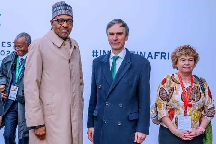 WayBriggs's tweet photo. AMB SUKUBO SARA-IGBE SUKUBO GCNY PRESIDENT NATIONAL YOUTH COUNCIL OF NIGERIA 🇳🇬 APPRECIATES  PRESIDENT MUHAMMADU BUHARI FOR MINIMUM WAGE INCREMENT.
@MBuhari @ProfOsinbajo @SundayDareSD @nycnofficial @NYCN_Hq @sukubosaraigbe https://t.co/vr5ui7o3wj