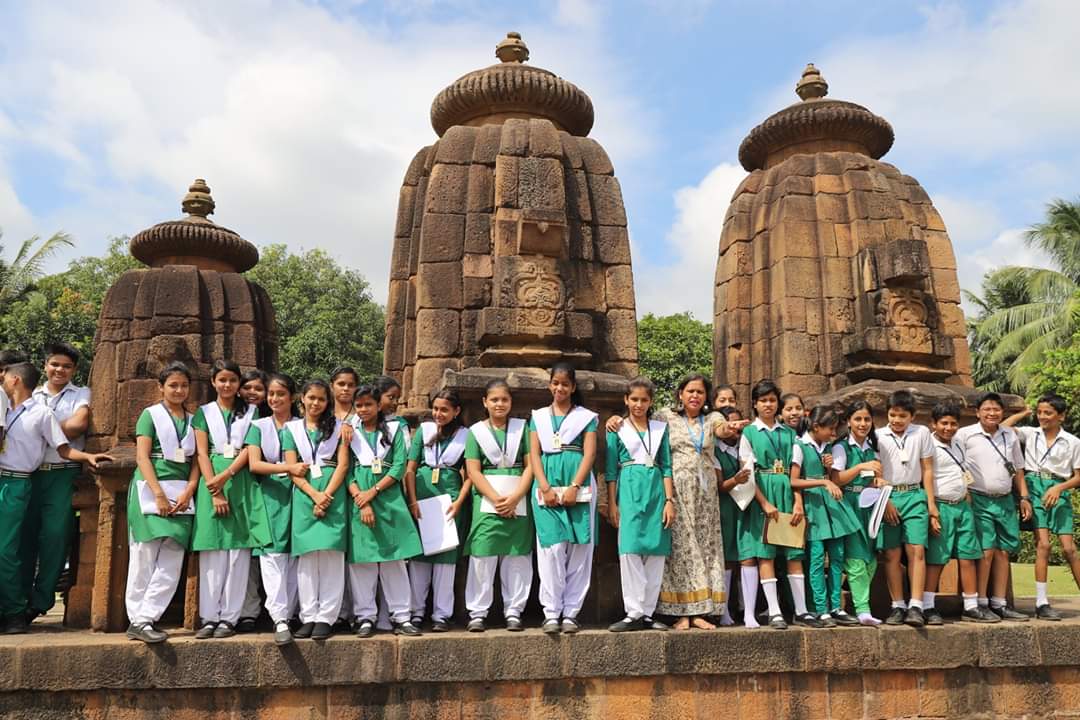 BAT_BBSR's tweet photo. The loved and cherished memories Which are held dear to hearts......
Bhubaneswar Art Trail-2018
#BAT2018
#UTSHA https://t.co/qQZOZW9MsD